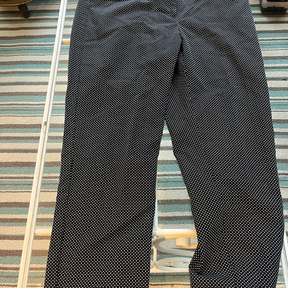 Liz Claiborne Classic Black and White Patterned pants - Picture 8 of 8